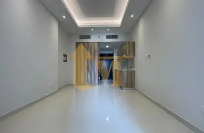 شقة - 1 حمام للايجار في برج هيرا - مدينة دبي الرياضية - دبي