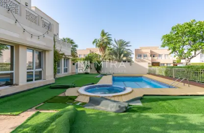 Villa - 4 Bedrooms - 4 Bathrooms for rent in Meadows 5 - Meadows - Dubai