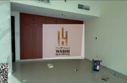 شقة - 2 غرف نوم - 3 حمامات للبيع في مساكن كورنيش عجمان - طريق كورنيش عجمان - عجمان