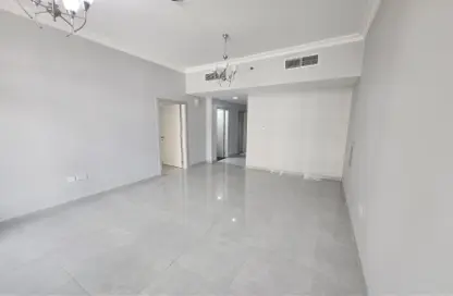 Apartment - 1 Bedroom - 2 Bathrooms for rent in Majan - Dubai