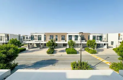 Townhouse - 3 Bedrooms - 4 Bathrooms for rent in Greenviews 2 - EMAAR South - Dubai South (Dubai World Central) - Dubai