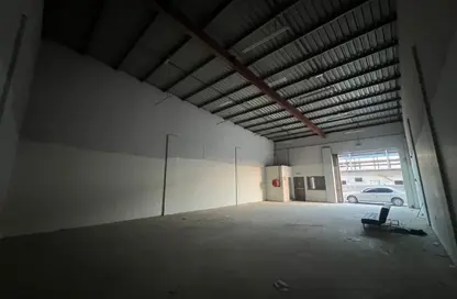 Warehouse - Studio - 1 Bathroom for rent in Al Jurf 1 - Al Jurf - Ajman Downtown - Ajman