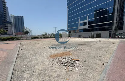 أرض - استوديو للبيع في شارع المينا - منطقة النادي السياحي - أبوظبي