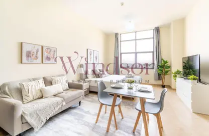 Apartment - Studio - 1 Bathroom for rent in Silicon Gates 1 - Silicon Gates - Dubai Silicon Oasis - Dubai
