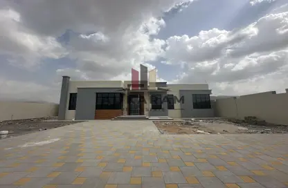 Villa - 4 Bedrooms - 7 Bathrooms for sale in Seih Al Burairat - Ras Al Khaimah
