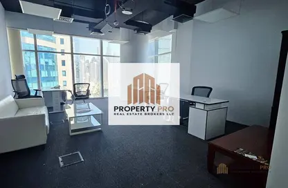 مكتب - استوديو للايجار في برج بارك لين - الخليج التجاري - دبي