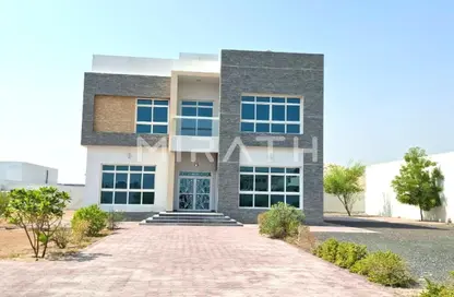Villa - 5 Bedrooms - 6 Bathrooms for rent in Nad Al Sheba Gardens - Nad Al Sheba 1 - Nad Al Sheba - Dubai