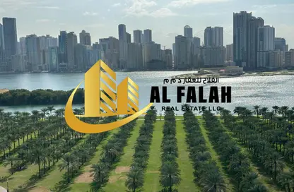 Apartment - 4 Bedrooms - 5 Bathrooms for rent in Al Majaz 1 - Al Majaz - Sharjah
