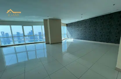 Apartment - 4 Bedrooms - 5 Bathrooms for rent in Al Khan Corniche - Al Khan - Sharjah