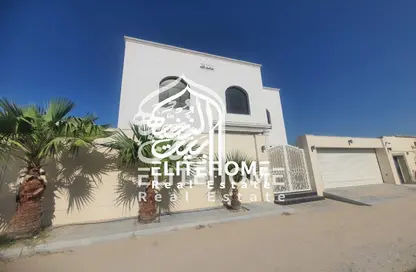فيلا - 3 غرف نوم - 4 حمامات للبيع في الصبخة - ضاحية الرقة - الشارقة