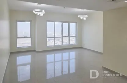 Apartment - 2 Bedrooms - 3 Bathrooms for rent in Lake Point Tower - JLT Cluster N - Jumeirah Lake Towers - Dubai