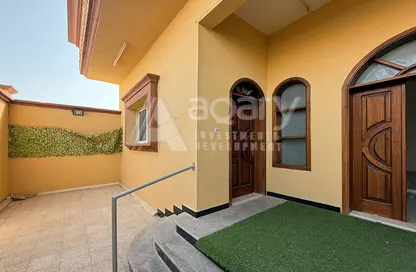 Villa - 4 Bedrooms - 5 Bathrooms for rent in Madinat Al Riyad - Abu Dhabi