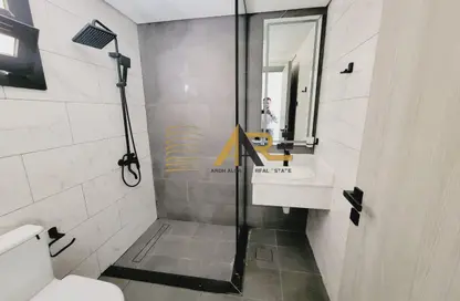 Apartment - 1 Bedroom - 2 Bathrooms for rent in Sarab 2 - Aljada - Sharjah