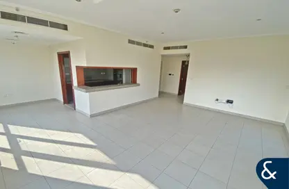 Apartment - 1 Bedroom - 2 Bathrooms for sale in South Ridge 2 - South Ridge - Downtown Dubai - Dubai