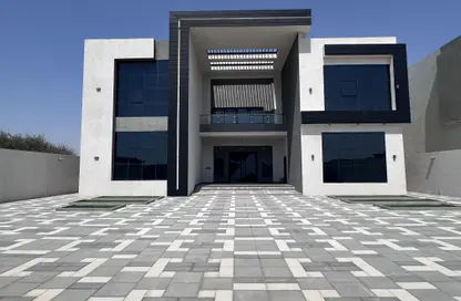 Duplex - 7 Bedrooms - 7+ Bathrooms for sale in Seih Al Ghubb - Ras Al Khaimah