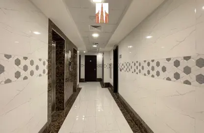 شقة - غرفة نوم - 2 حمامات للايجار في أبو شغارة - الشارقة