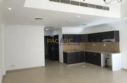 Kitchen image for: Apartment - 1 Bathroom for rent in Pearl Residence - Al Sufouh 1 - Al Sufouh - Dubai, Image 1
