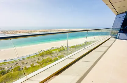 Apartment - 5 Bedrooms - 5 Bathrooms for rent in Wave tower - Corniche Road - Abu Dhabi