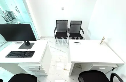 مكتب - استوديو - 1 حمام للايجار في فاطمه محمد احمد بن سليمان - الرفاعة - بر دبي - دبي