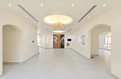 Villa - 5 Bedrooms - 6 Bathrooms for rent in Al Barsha South 2 - Al Barsha South - Al Barsha - Dubai