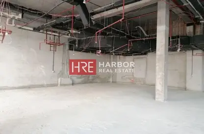 Retail - Studio for rent in Bin Hendi Tower - Mankhool - Bur Dubai - Dubai