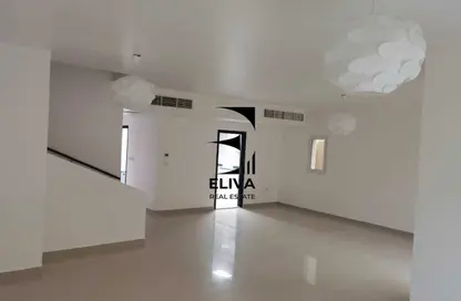 فيلا - 5 غرف نوم - 6 حمامات للبيع في طراز عربي - فيلات الريف - مشروع الريف - أبوظبي