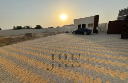 مستودع - استوديو - 1 حمام للايجار في الصجعة الصناعية - آلصجعه - الشارقة