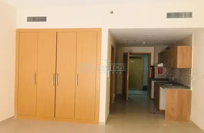 Apartment - Studio - 1 Bathroom for rent in May Residence - District 10 - Jumeirah Village Circle - Dubai