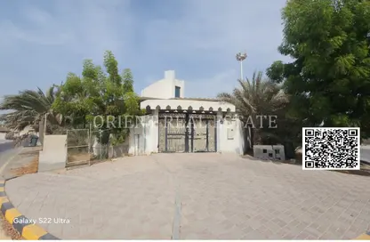 Villa - 5 Bedrooms - 6 Bathrooms for rent in Gate Tower 1 - Musheiref - Ajman