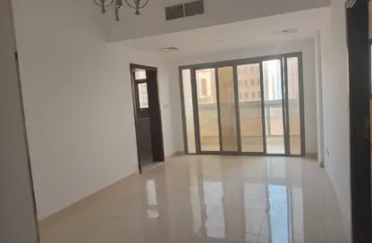 شقة - غرفة نوم - 2 حمامات للايجار في العالية - عجمان