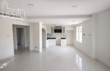 Villa - 2 Bedrooms - 3 Bathrooms for rent in Springs 8 - The Springs - Dubai