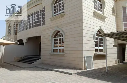 فيلا - 4 غرف نوم - 5 حمامات للايجار في الشعيبة - الروضة الشرقية - العين