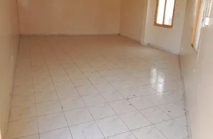 سكن عمال - استوديو - 8 حمامات للايجار في سونابور - المحيصنة - دبي