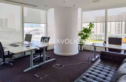مركز أعمال - استوديو للايجار في برج نسيمه - شارع الشيخ زايد - دبي