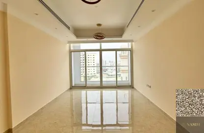 شقة - 3 غرف نوم - 3 حمامات للايجار في فلل الروضة 2 - 2 الروضة - الروضة - عجمان شقة - 3 غرف نوم - 3 حمامات للايجار في فلل الروضة 2 - 2 الروضة - الروضة - عجمان