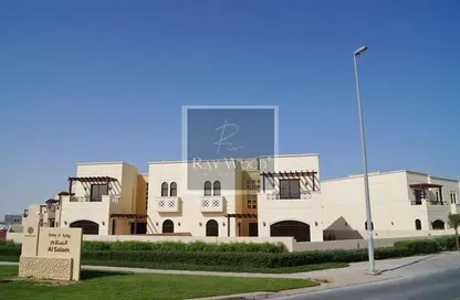 Villa - 4 Bedrooms - 5 Bathrooms for rent in Al Salam - Mudon - Dubai