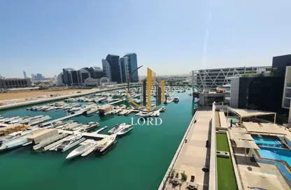 شقة - 4 غرف نوم - 5 حمامات للايجار في مرسى البطين - البطين - أبوظبي