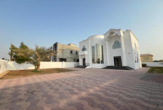 15591196 - Property Image 2