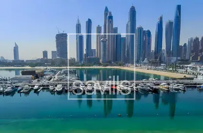 Apartment - 1 Bedroom - 1 Bathroom for sale in Marina Vista - EMAAR Beachfront - Dubai Harbour - Dubai