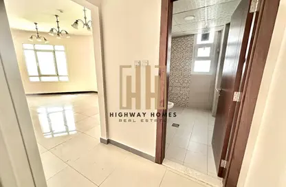 شقة - 2 غرف نوم - 2 حمامات للايجار في حوشي 1 - حوشي - البادي - الشارقة