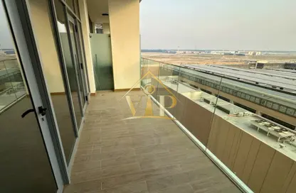 Apartment - 1 Bedroom - 1 Bathroom for rent in Oasis Residences - Masdar City - Abu Dhabi