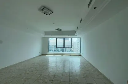 Apartment - 2 Bedrooms - 3 Bathrooms for sale in Al Majaz 3 - Al Majaz - Sharjah