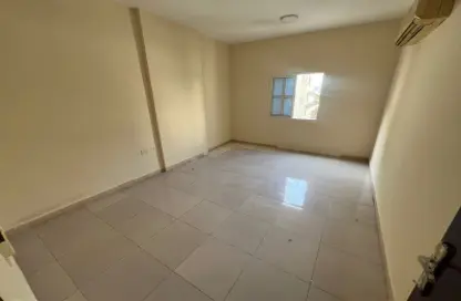 Apartment - 1 Bedroom - 2 Bathrooms for rent in Al Rumailah building - Al Rumailah 2 - Al Rumaila - Ajman