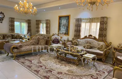 Villa - 4 Bedrooms - 5 Bathrooms for rent in Wadi Al Safa 5 - Dubai