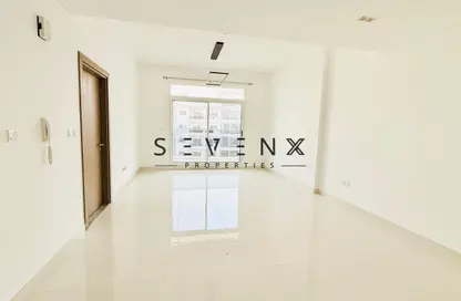 Apartment - 1 Bedroom - 2 Bathrooms for sale in Topaz Residences - Dubai Silicon Oasis - Dubai