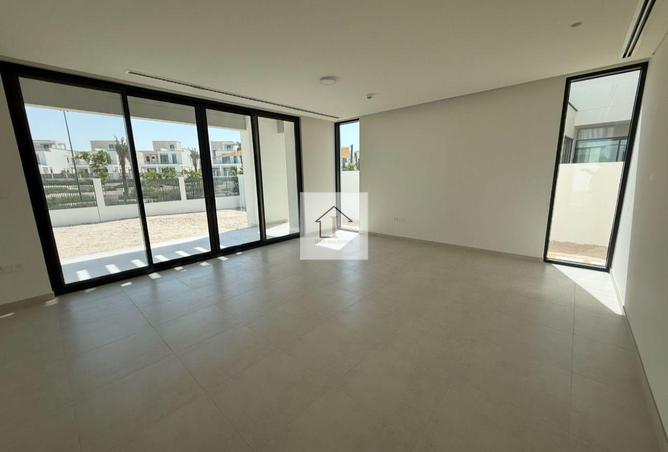15204419 - Property Main Image