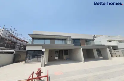 Townhouse - 3 Bedrooms - 5 Bathrooms for sale in California Village - Dubai Land - Dubai