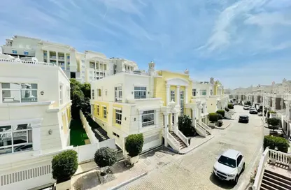Villa - 5 Bedrooms - 7 Bathrooms for rent in Al Forsan Village - Khalifa City - Abu Dhabi