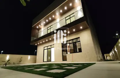 Villa - 6 Bedrooms - 6 Bathrooms for sale in Alreeman II - Al Shamkha - Abu Dhabi