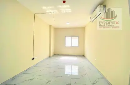 Empty Room image for: Labor Camp - Studio - 1 Bathroom for rent in Jebel Ali Industrial - Jebel Ali - Dubai, Image 1